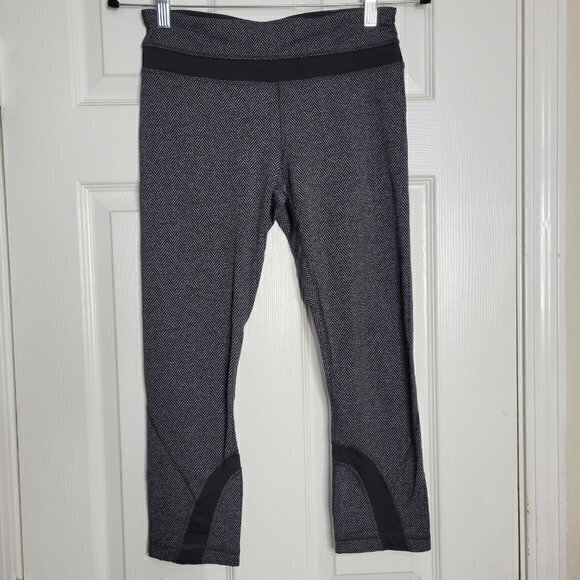Lululemon Run Inspire II Cropped Leggings 6 Black Gray Herringbone‎ - Picture 1 of 8